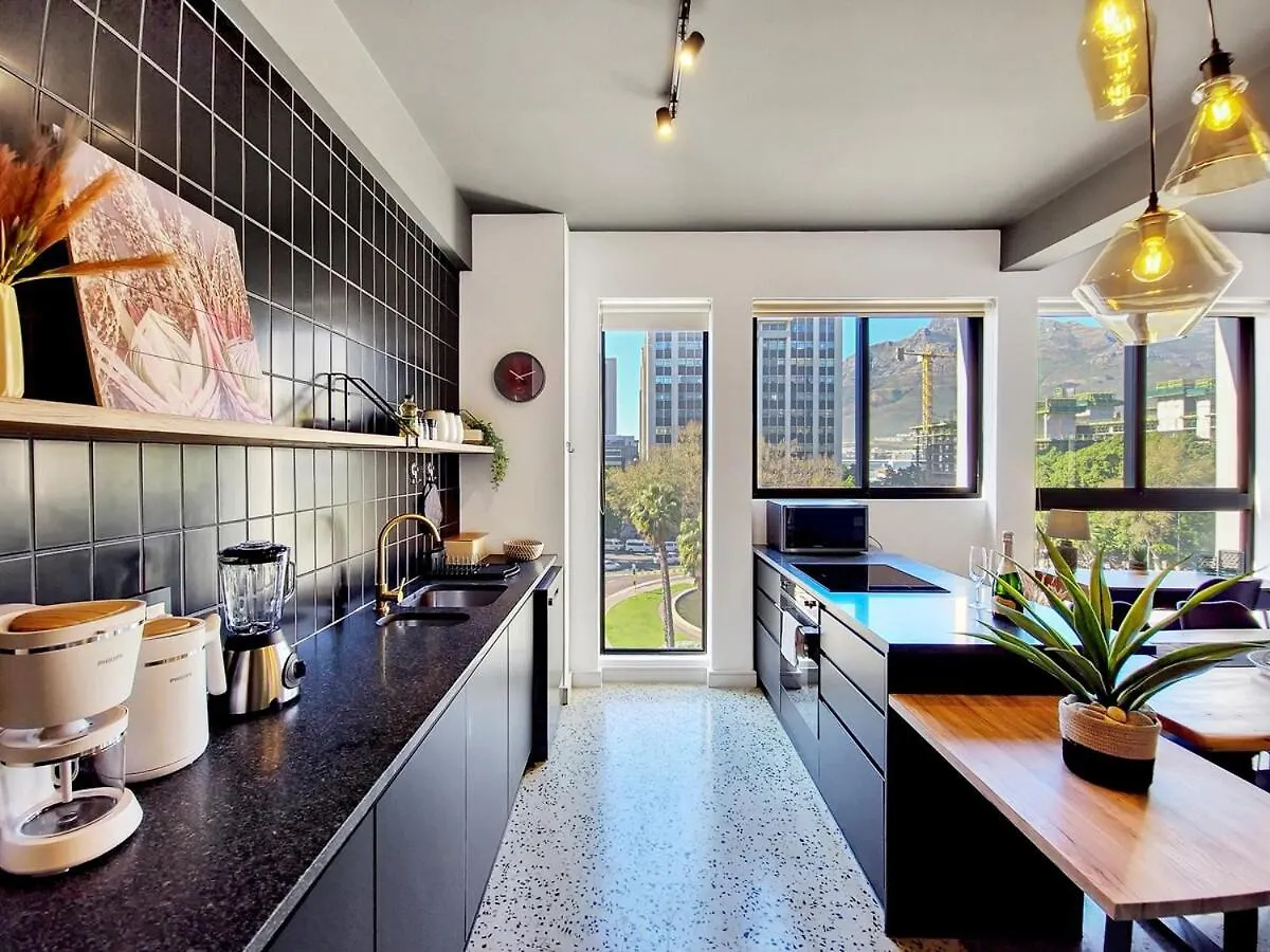 City Oasis Apartment With Rooftop Pool! Le Cap 0*,