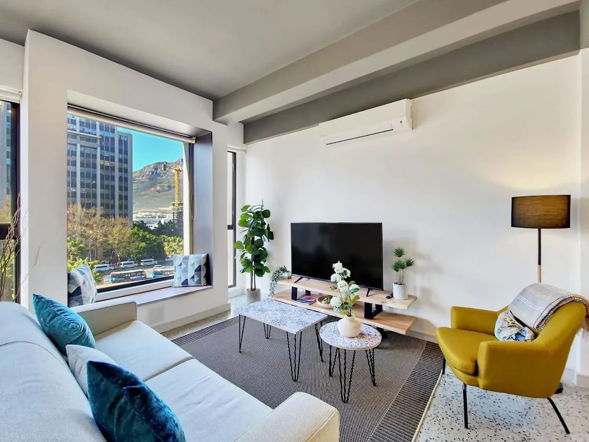 City Oasis Apartment With Rooftop Pool! Le Cap